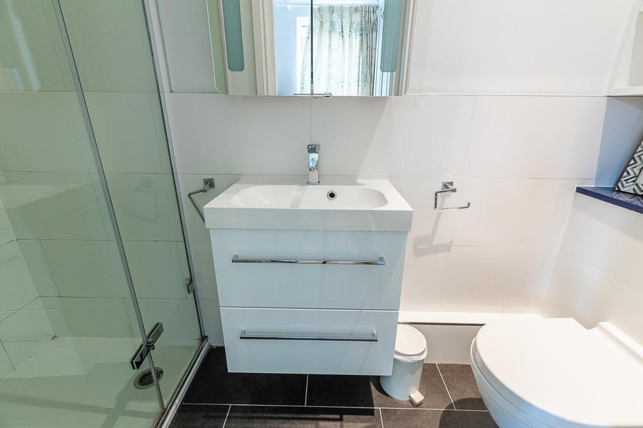 런던 Joivy Stunning 3 Bed, 2 Bath House With Garden And Rooftop Terrace 아파트 외부 사진
